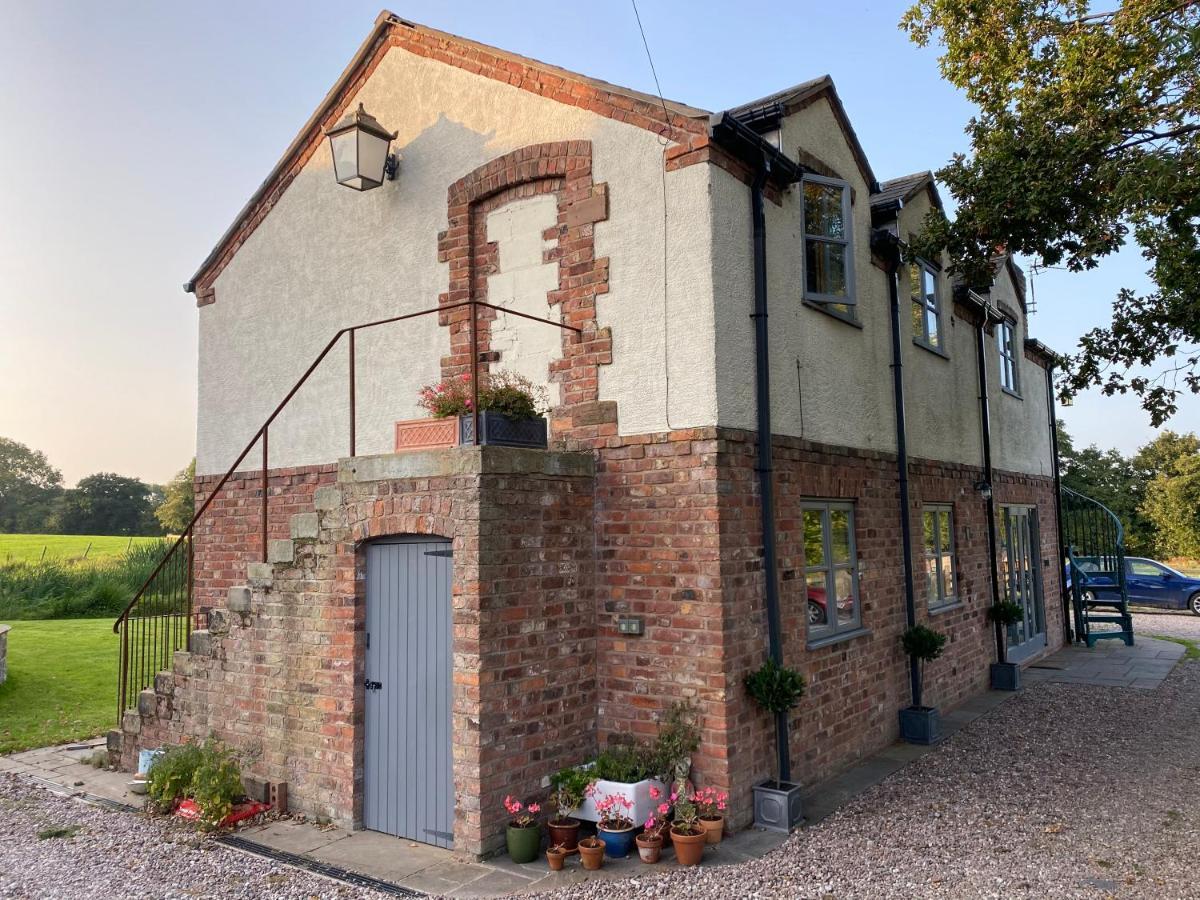 Oak Mead Villa Wrexham Cameră foto